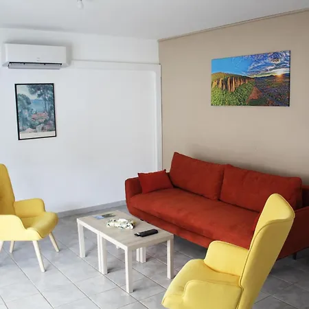 בית נופש Maison Avec Jacuzzi Et Vue Sur Les Penitents Les Mées