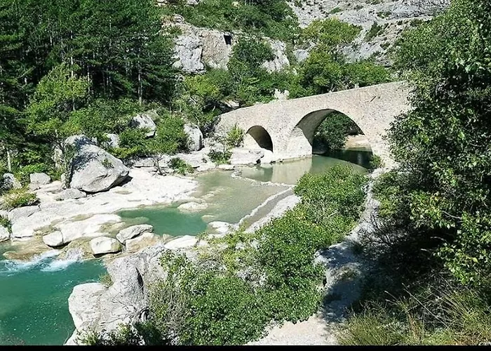 Maison Avec Jacuzzi Et Vue Sur Les Penitents Les Mees